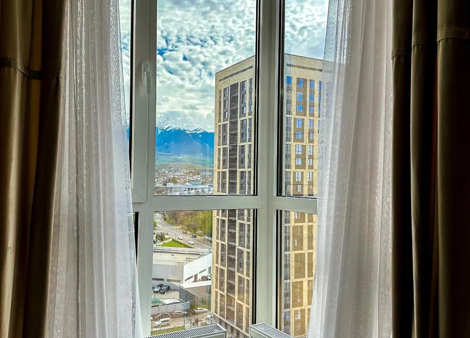 Luxury Two-Room Apartment With Beautiful Mountain Views Алматы