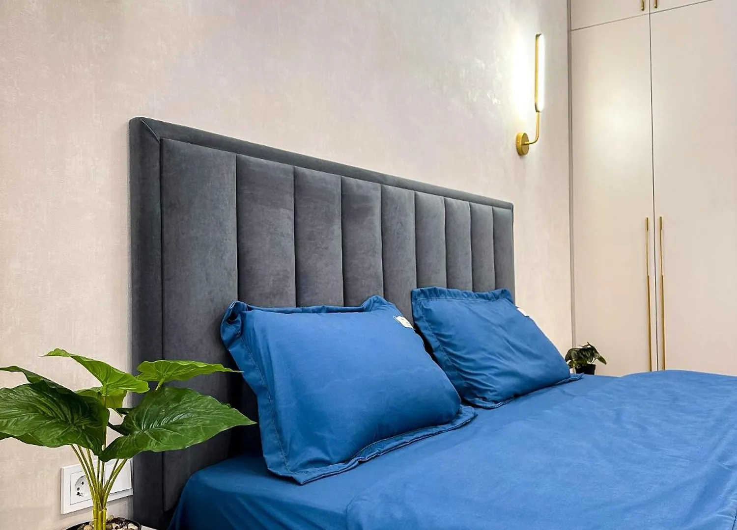 Luxury Two-Room Apartment With Beautiful Mountain Views Алматы