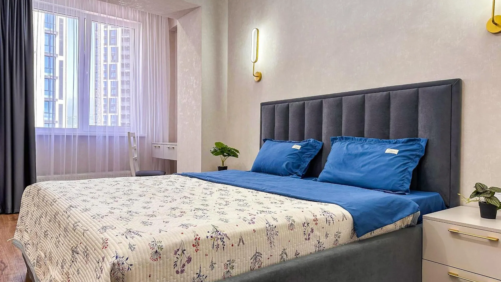 Luxury Two-Room Apartment With Beautiful Mountain Views Алматы