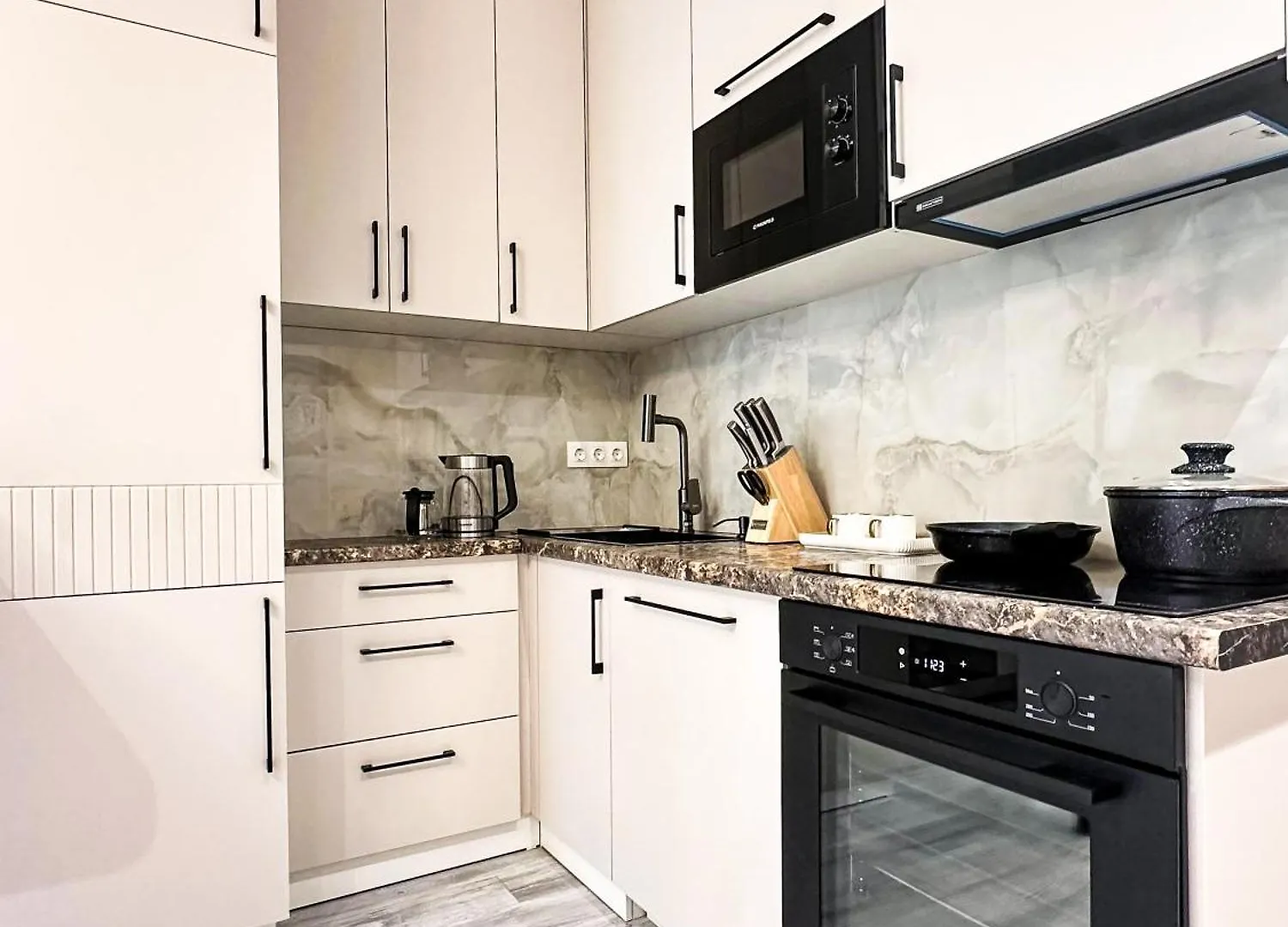 Luxury Two-Room Apartment With Beautiful Mountain Views Алматы 0*,  Казахстан